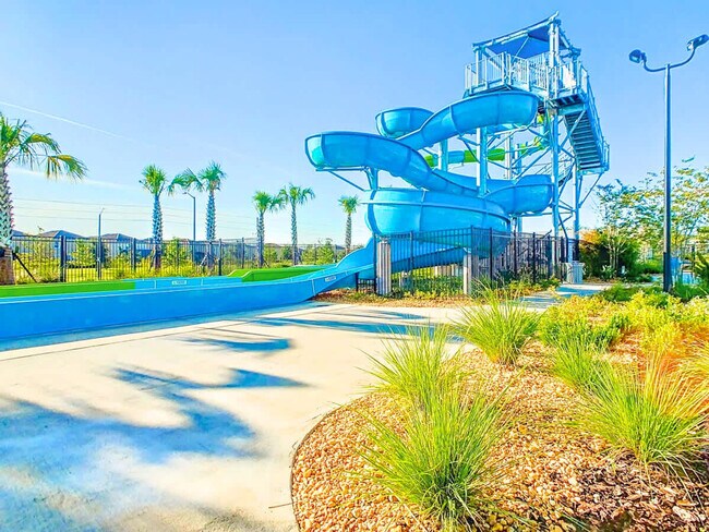 Building Photo - 1520 Oasis Club Blvd