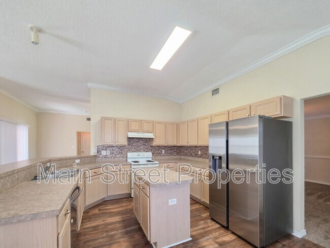 Building Photo - 1057 Freeboard Blvd