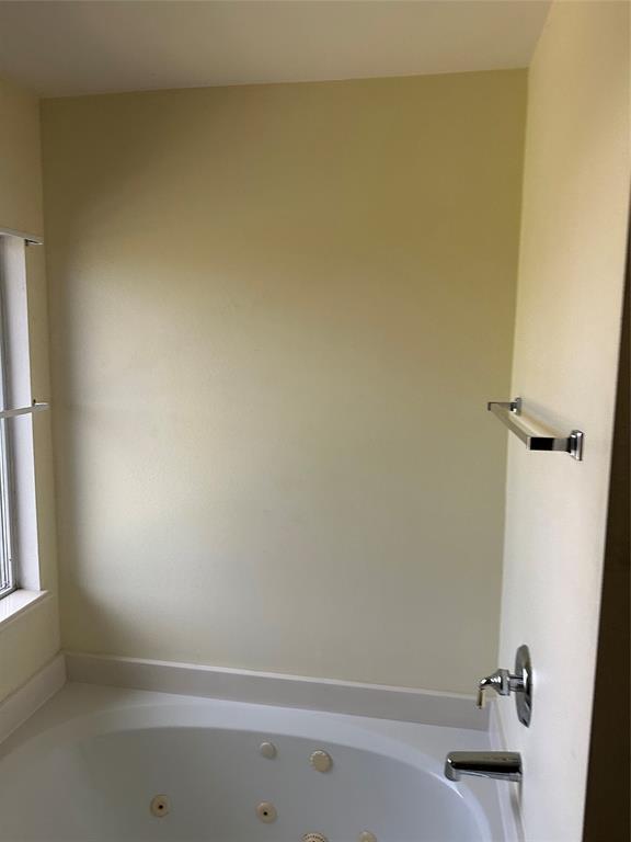 Building Photo - 17523 Poplar Canyon Ln