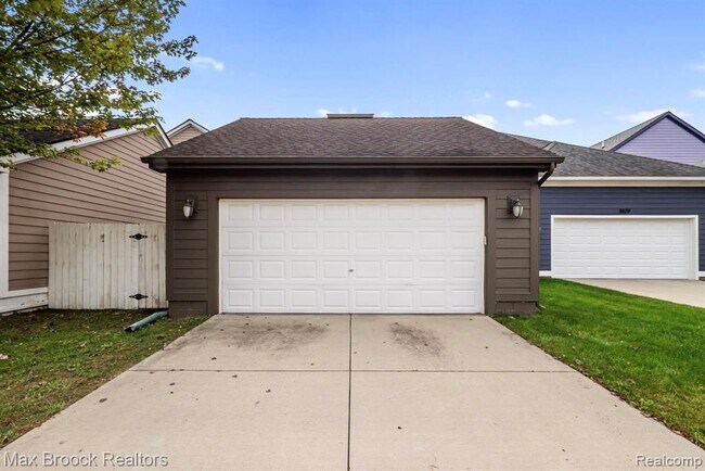 Building Photo - 3833 Forester Blvd