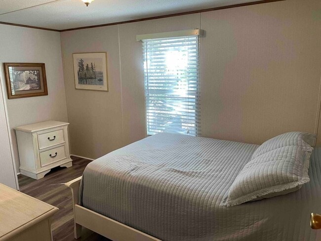 Building Photo - Lake Access Home For Rent Near Blue Creek Boat Ramp in Dover TN!