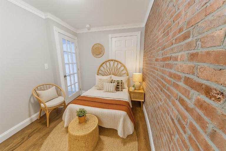 Building Photo - 436 W 52nd St