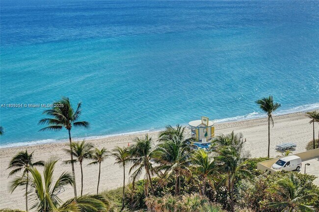 Building Photo - 2301 S Ocean Dr