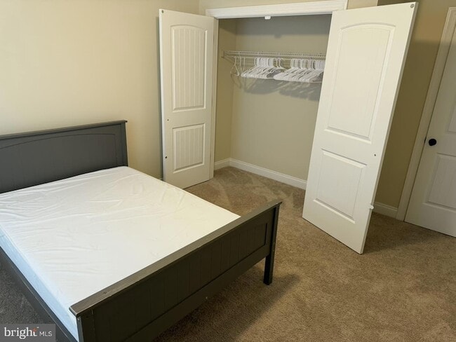 Building Photo - 7986 Benjamin Stoddert Ct