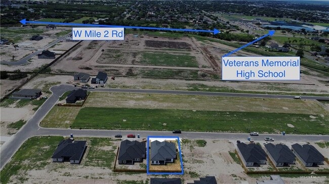 Building Photo - 32 Durango Dr