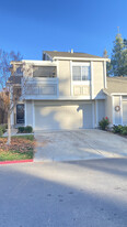 Building Photo - 1947 Fiorio Cir