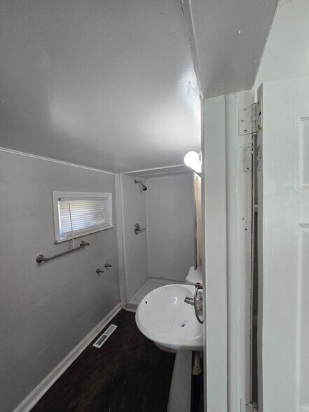 Building Photo - 3434 Olive St