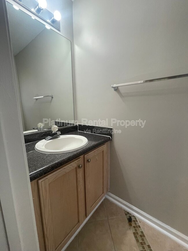 Building Photo - 3607 Waldrop Rd