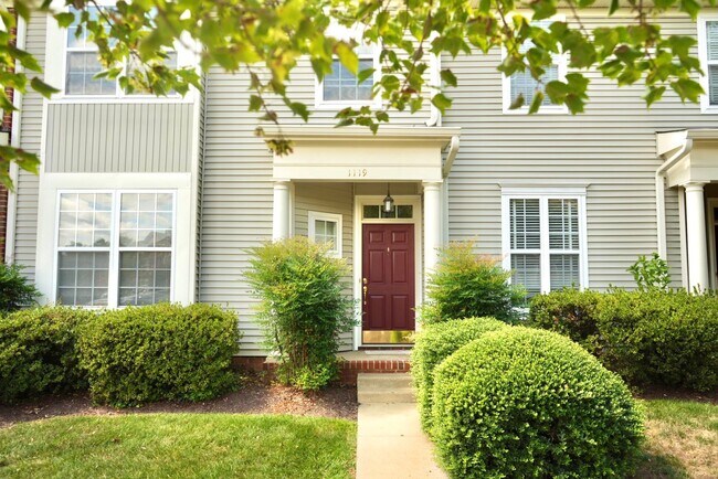 Building Photo - 1119 Somerchase Ct