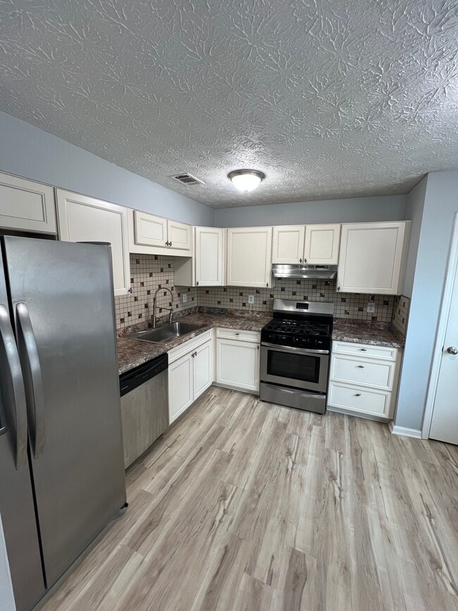 Building Photo - 3835 Baldur Ct