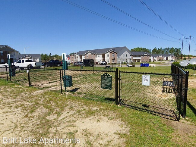 Building Photo - 2920 Cosmo Dr