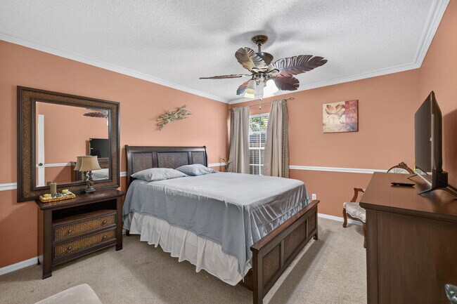 Building Photo - 3077 SE Galt Cir