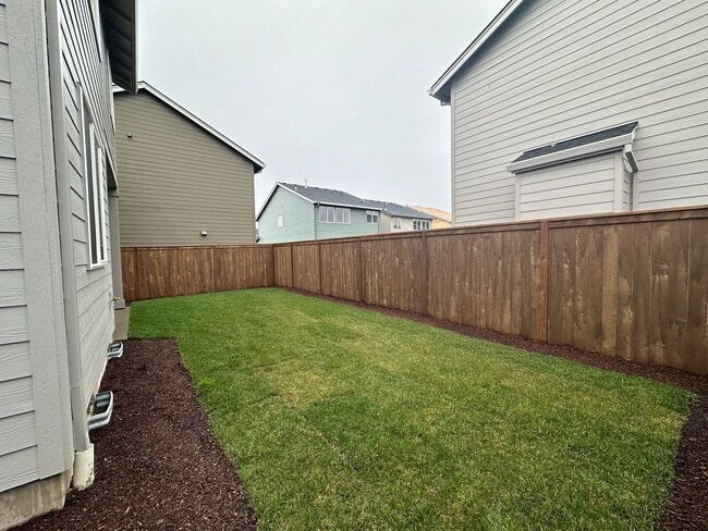 Building Photo - 6157 Savannah St SE