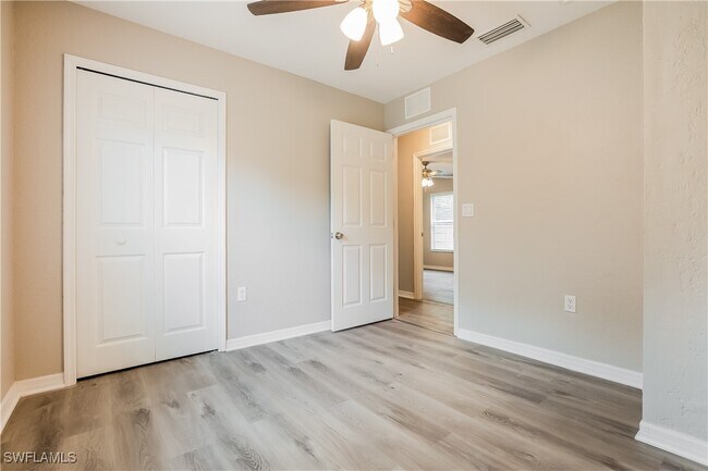 Building Photo - 4585 Bathfeld Rd