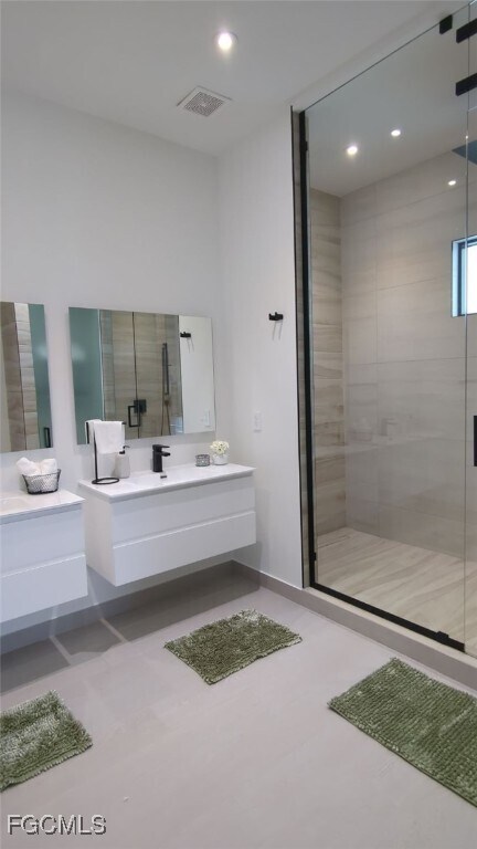 Building Photo - 308 SW 13th Ct