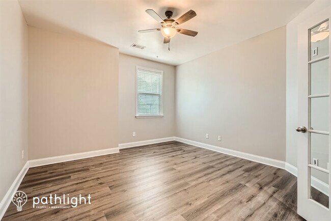Building Photo - 13720 Laughing Gull Dr