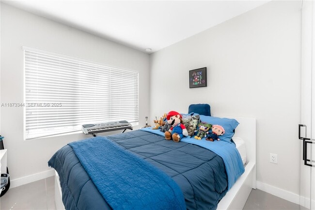 Building Photo - 25689 SW 144th Ave