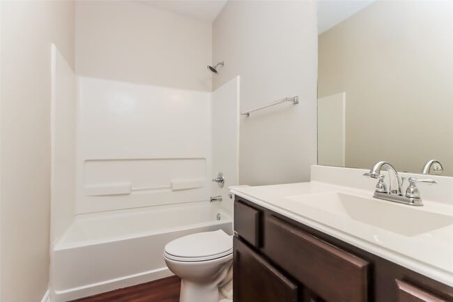 Building Photo - 2046 Lost Pine Ct