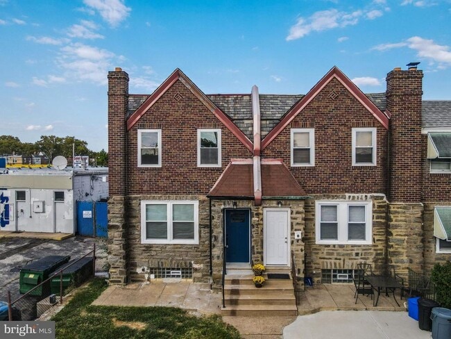Primary Photo - 4011 Bleigh Ave