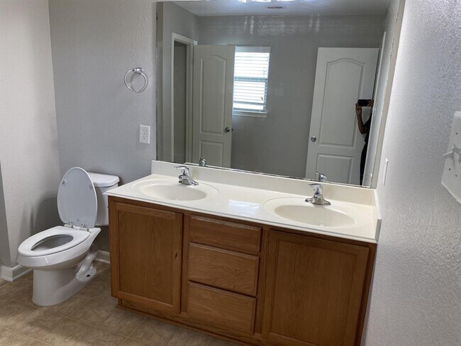Building Photo - 18739 Naples Ridge Ct