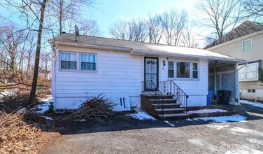 Building Photo - 96 N Wood Ave