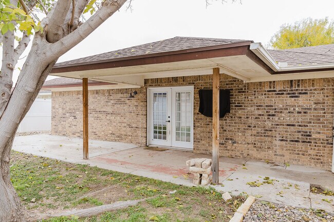 Building Photo - 1105 Gordon Blvd