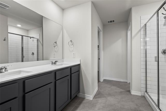 Building Photo - 812 Indigo Rd