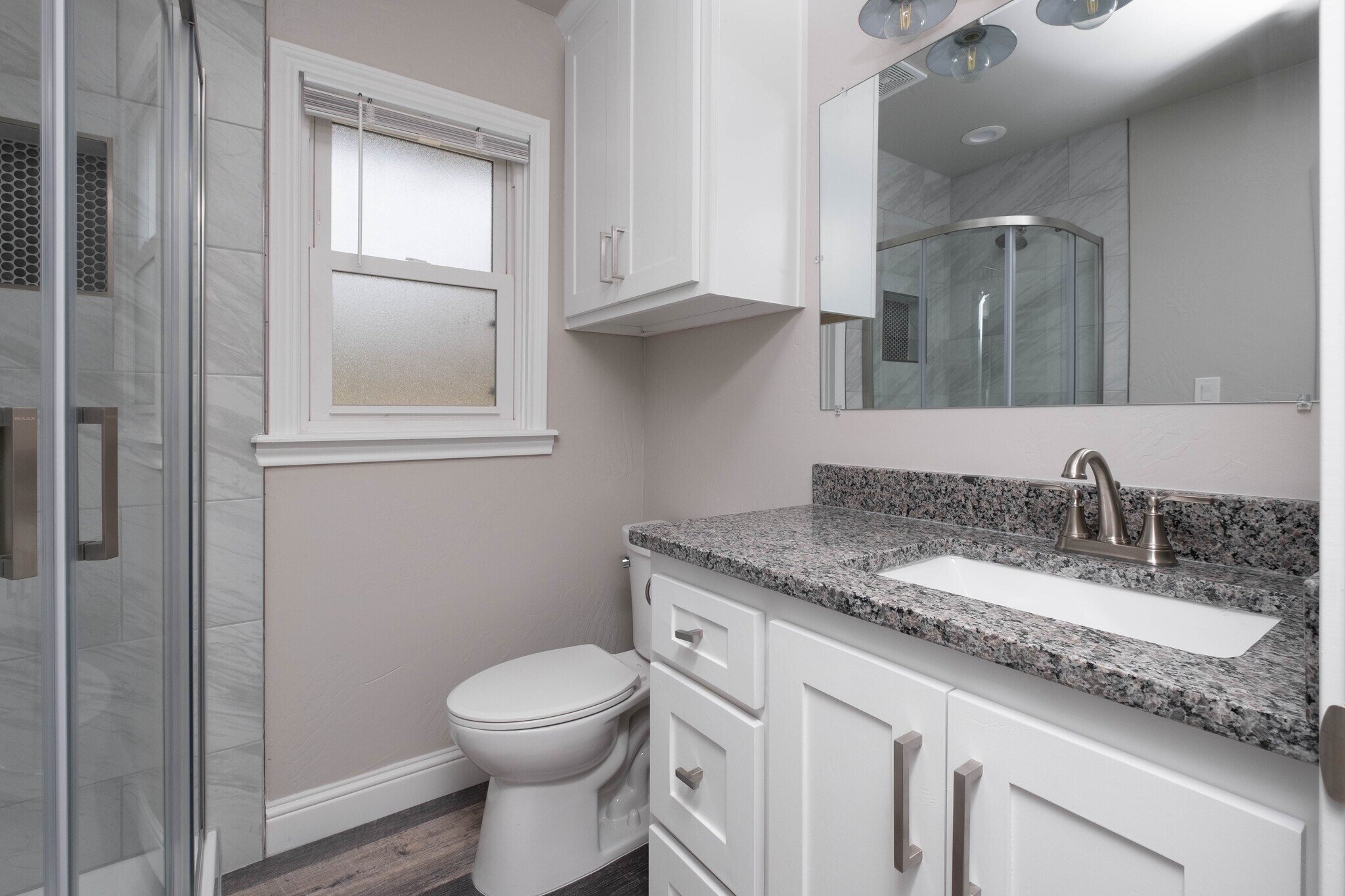 Building Photo - 2007 7th Ave