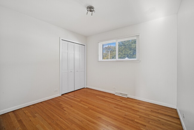 Building Photo - 1037 Heatherfield Ln