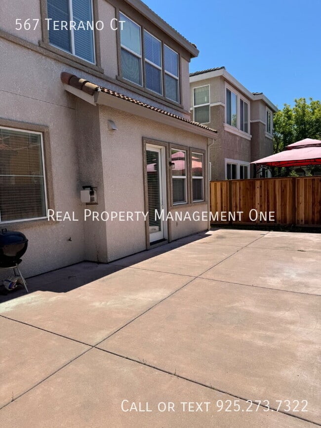 Building Photo - 567 Terrano Ct