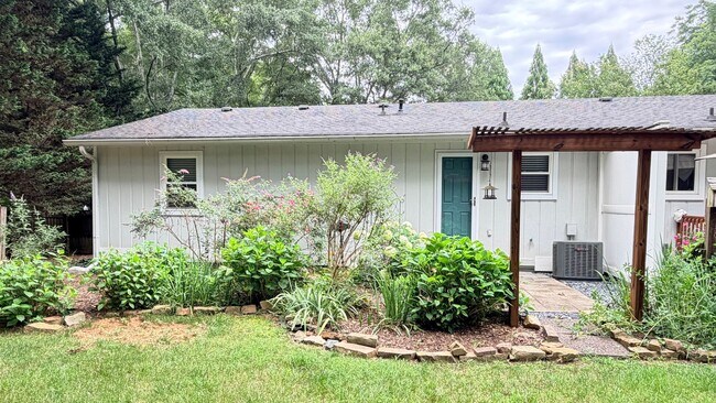 Building Photo - Hiram Rental