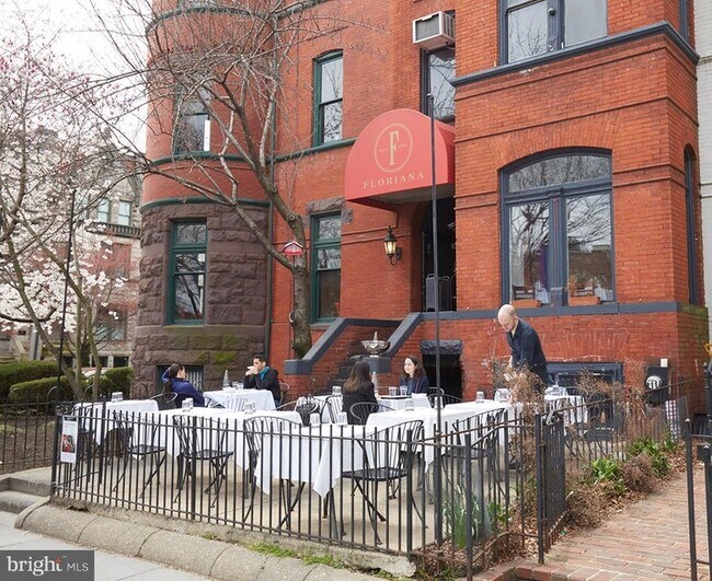 Building Photo - 1715 Q St NW