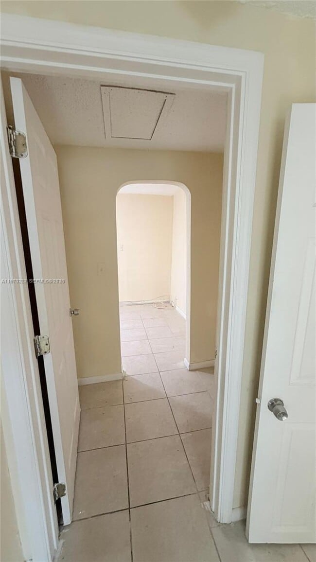 Building Photo - 2954 NW 51st Terrace