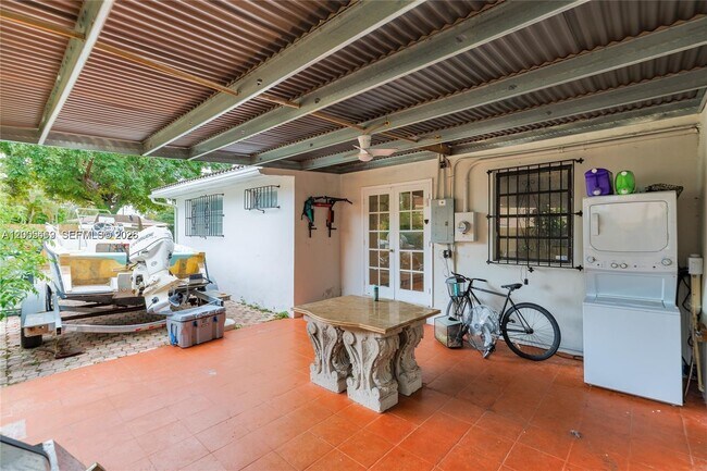 Building Photo - 14601 NW 10th Ave