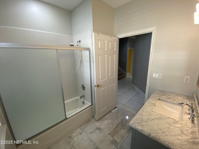 Building Photo - 7849 Rittenhouse Ln