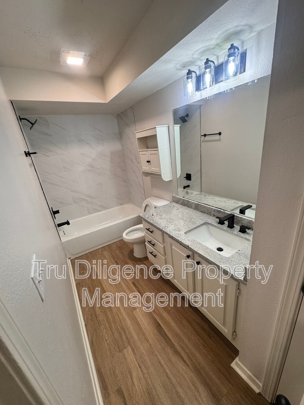 Building Photo - 14425 N Pennsylvania Ave