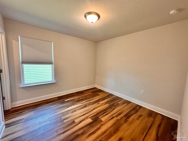 Building Photo - 7034 Sonny Dr