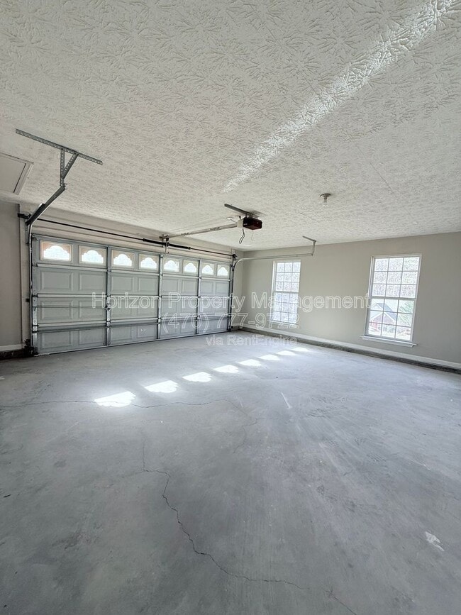 Building Photo - 4275 Connick Way