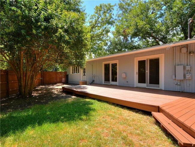 Building Photo - 4801 W Frances Pl