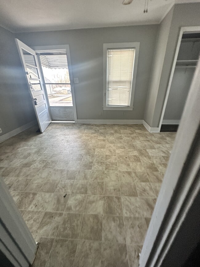 Building Photo - 303 E 22nd St