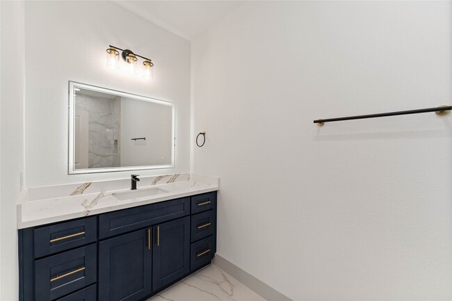 Building Photo - 113 Gans St