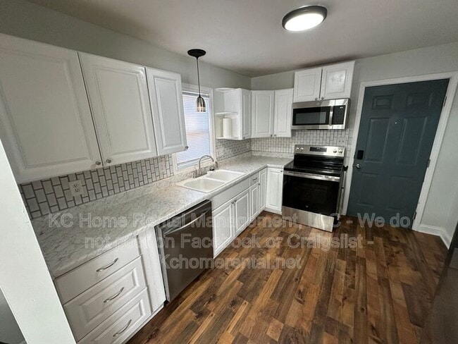 Building Photo - 2010 Bunker Ave