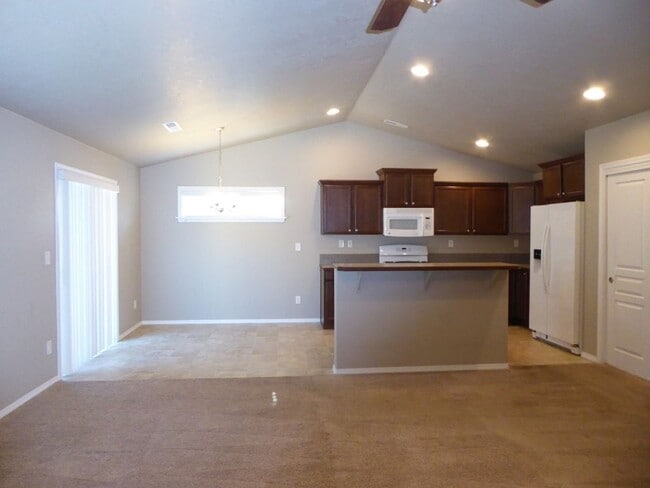 Building Photo - 21144 Darnel Ave