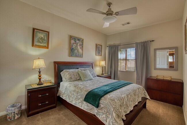 Building Photo - 7889 Spindrift Cove St