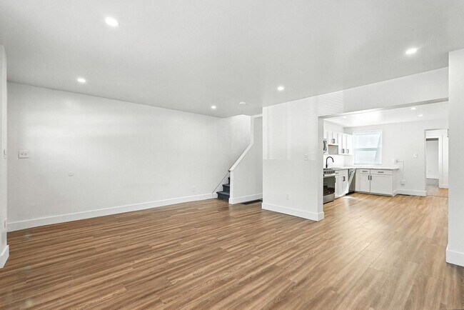 Building Photo - Modern Renovation - Sharpsburg