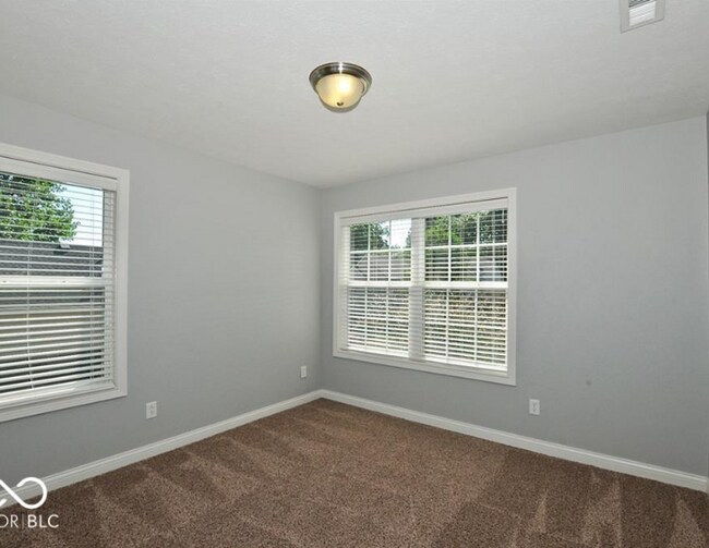 Building Photo - 14080 Plantation Wood Ln