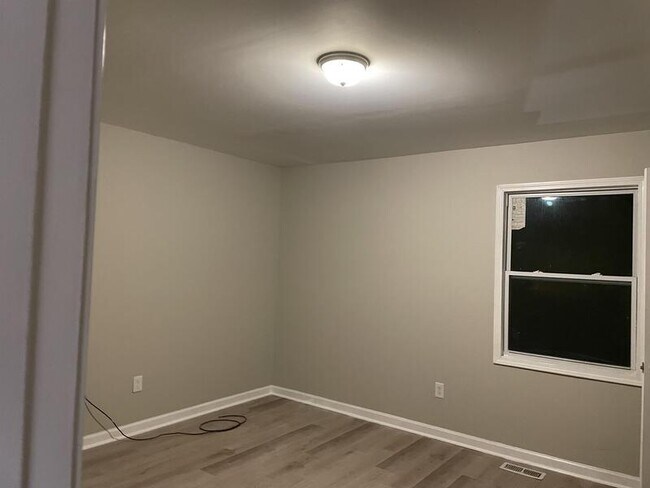 Building Photo - 1339 Marne Ave