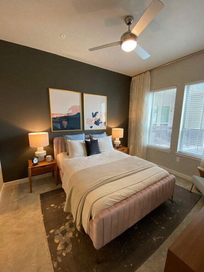 Building Photo - 2501 Marshall St