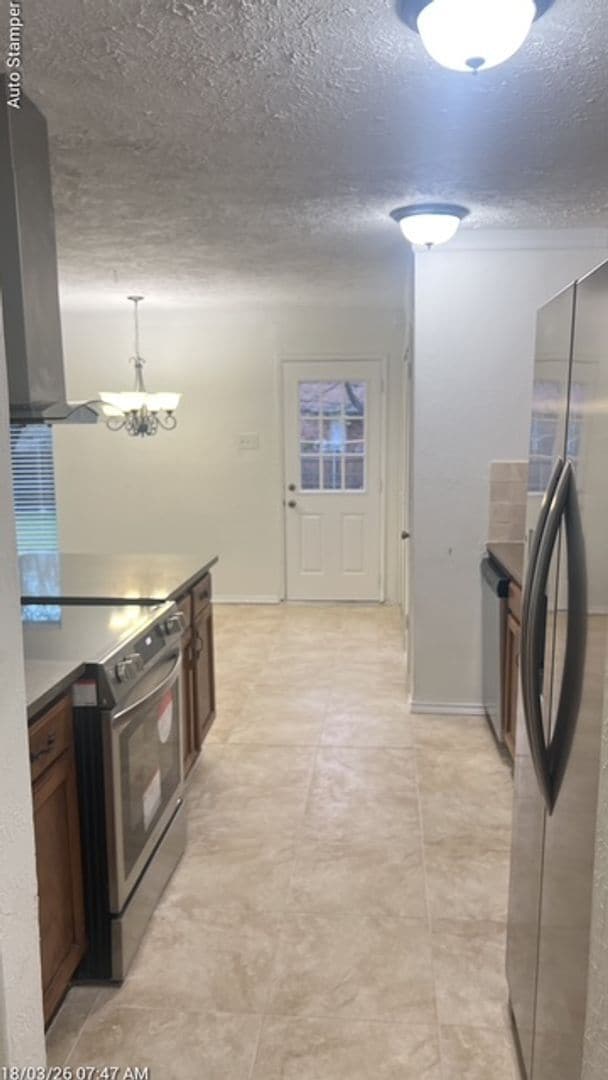 Building Photo - 609 Live Oak Dr