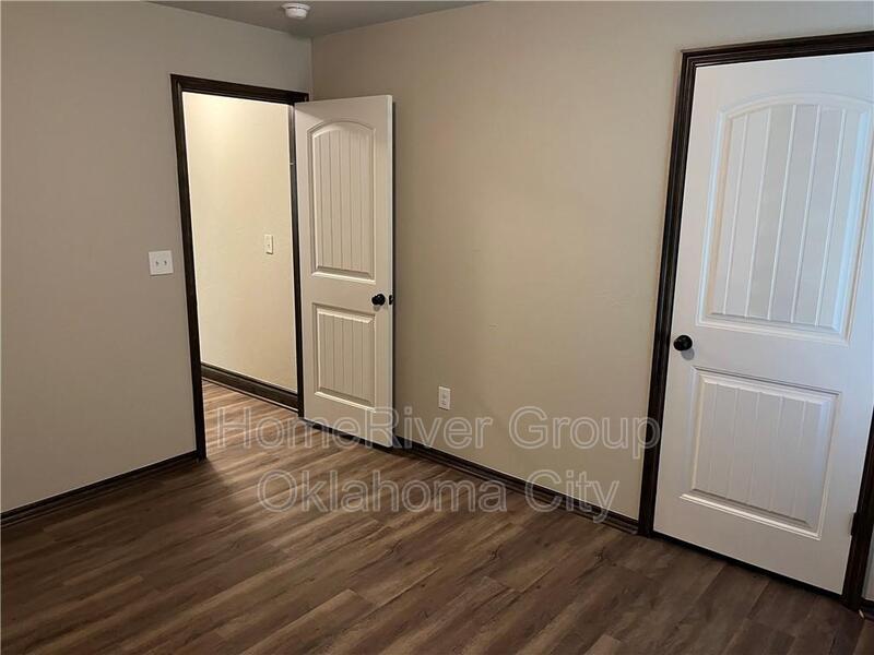 Building Photo - 4513 Wagner Lake Dr